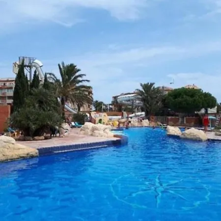 Les Flamants Roses Cathy &robert Village de vacances